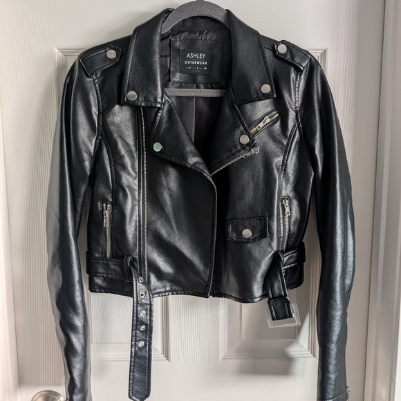 NWT Ashley by 26 International Outerwear Black Motorcycle